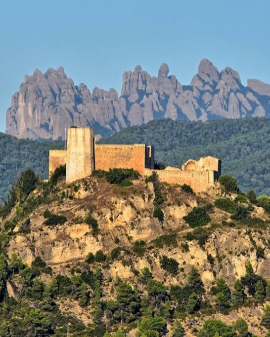 Casa De Invitados La Torre de Claramunt Eksteriør billede